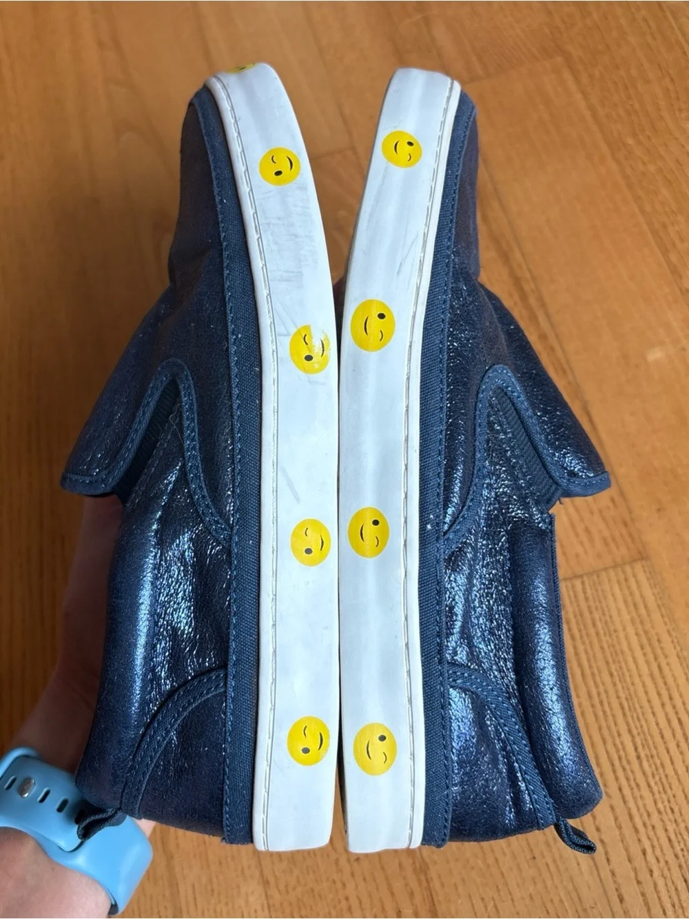 Gap Metallic Blue Smiley Face Sneakers Shoes Sparkly Sparkle White Size 4 Youth